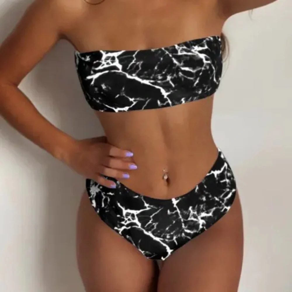 Black White Marble Bikini - Picture 3 of 6